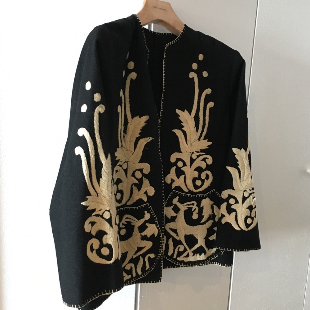 HOLIDAY WINTER embroidered black jacket loose wool deer PONCHO COAT - Picture 4 of 7